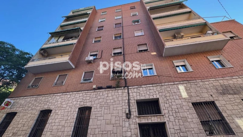 Piso en alquiler en Calle de María Ignacia