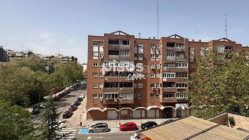Piso en alquiler en Canillas