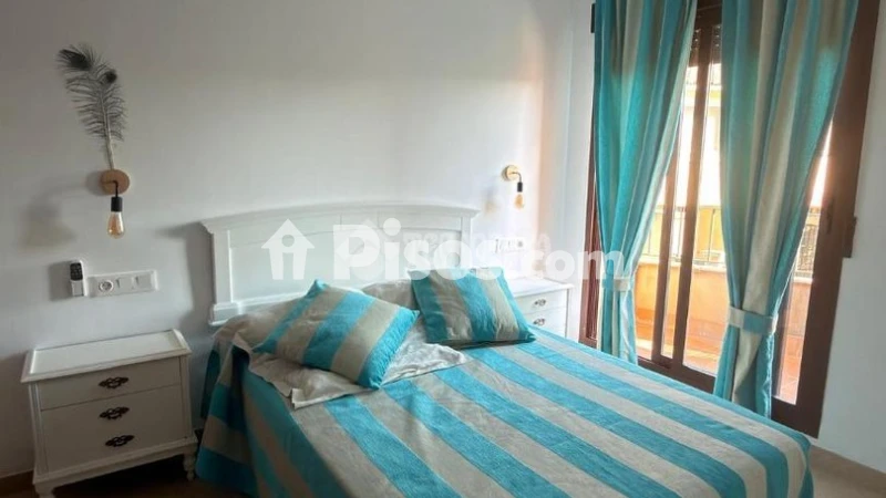 Fotografía del inmueble reportado: 800 €/mes — Granada, Granada
