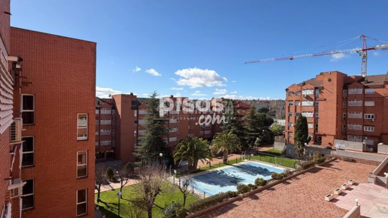 Piso en alquiler en Canillas