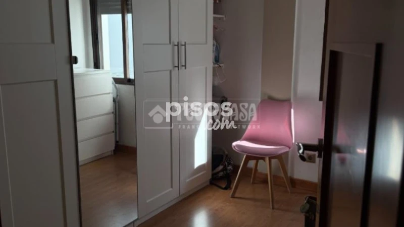Piso en alquiler en La Plata, La Plata (Distrito Cerro Amate. Sevilla Capital) de 350 €<span>/mes</span>