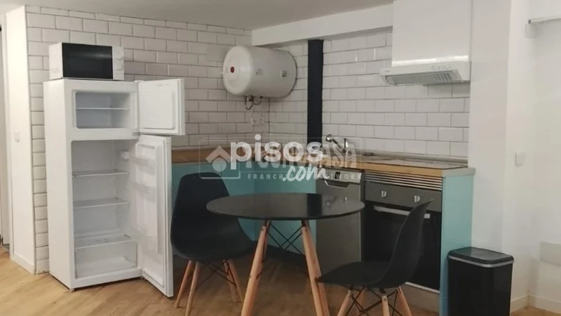 Piso en alquiler en Valdeacederas