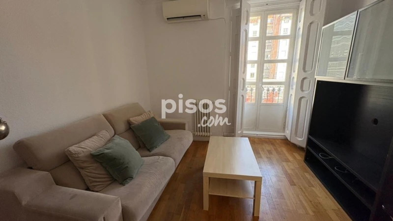 Piso en alquiler en Goya