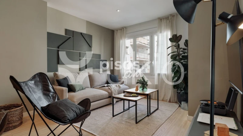 Piso en alquiler en Carrer de Loreto