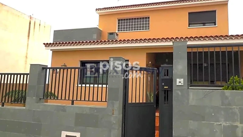 Chalet en venta en Calle Palma, La Guancha de 429.000 €