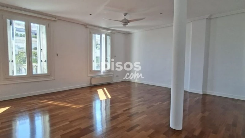 Piso en alquiler en Calle Gl Ruiz Jimenez