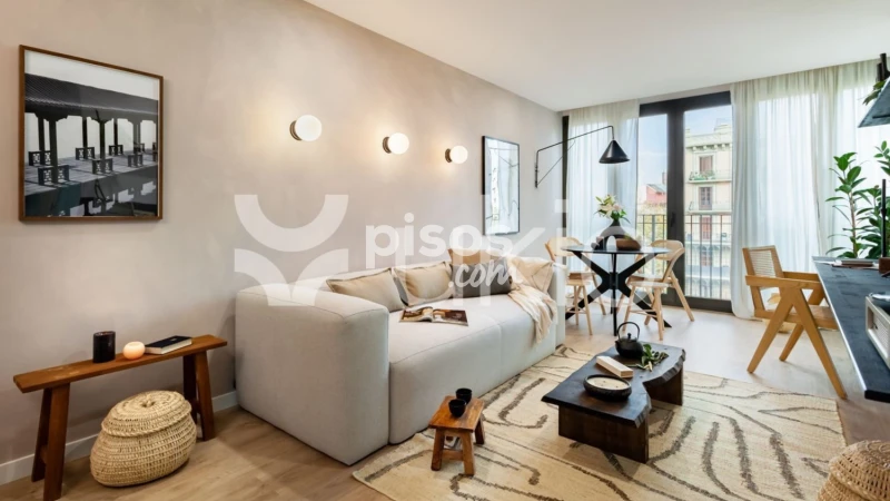 Piso en alquiler en Carrer de València, cerca de Carrer de Sicília