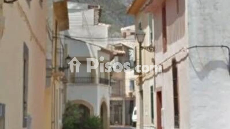 Piso – Polop, Xirles