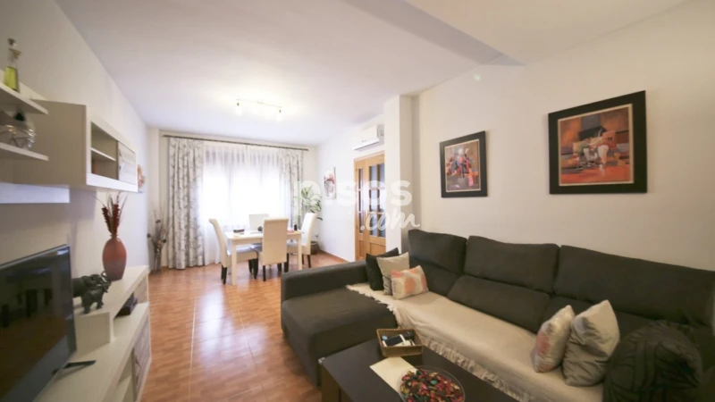 Casa adosada en venta en Campomanes, Tomelloso de 125.000 €