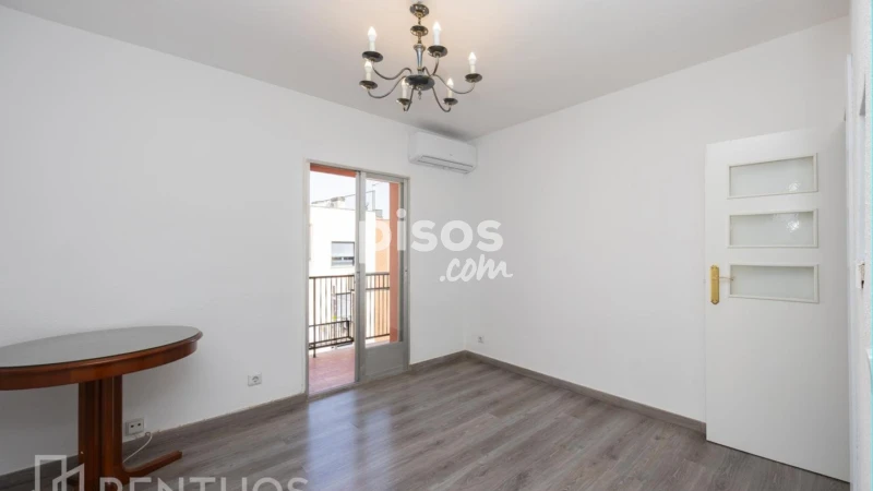 Piso en alquiler en Calle de San Venancio