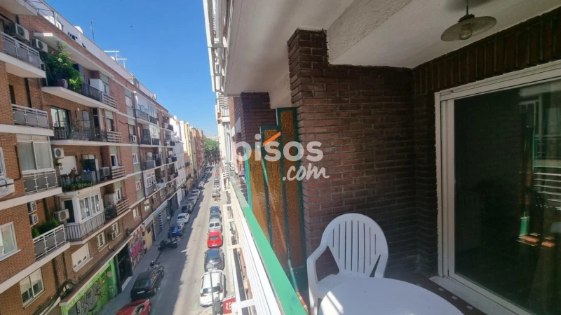 Piso en alquiler en Calle de Canarias, 16, cerca de Calle de la Batalla del Salado