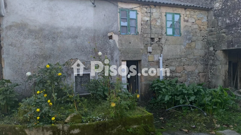 Casa – Pedrouzos, Pedrouzos de Abaixo, Lamiño de Abaixo