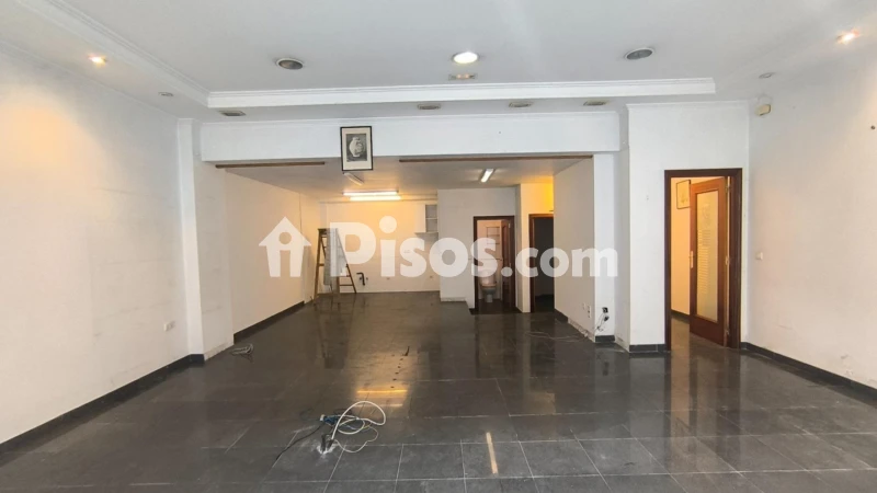 Local comercial en venta en Avenida de Ferrol
