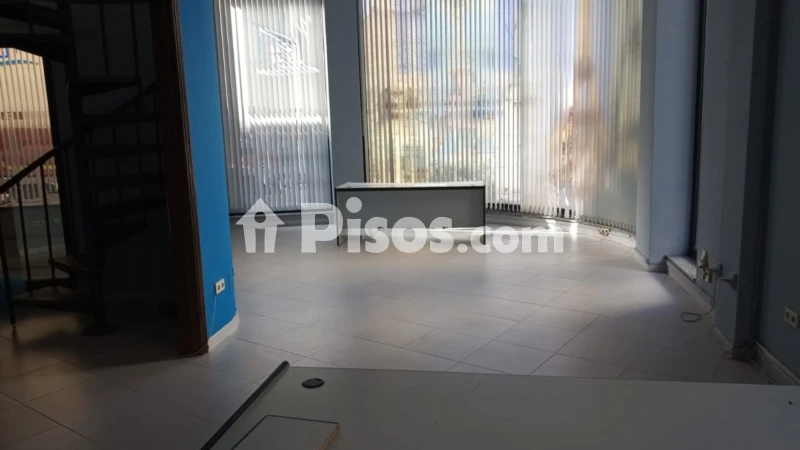 Local comercial en venta en Boiro