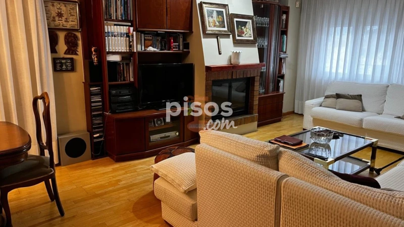 Chalet en venta en Calle de la Balsa, La Muela de 348.000 €