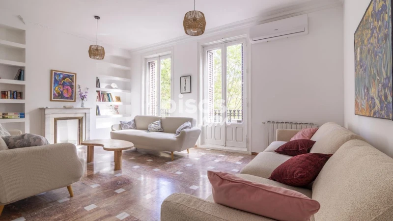 Piso en alquiler en Paseo del Prado