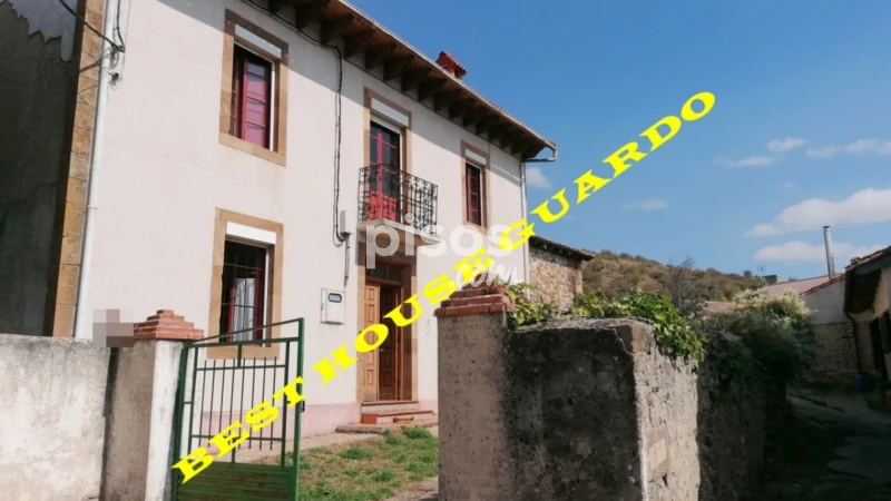 Casa en venda a Villaverde, Santibáñez de La Peña de 98.000 €