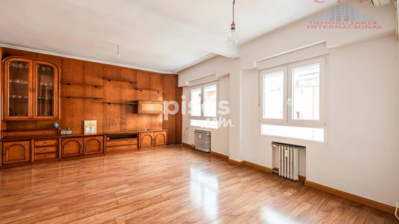 Piso en alquiler en Prosperidad