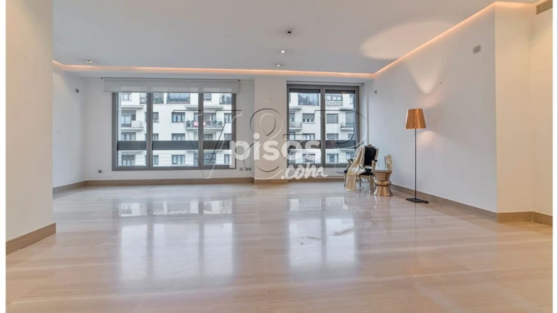 Piso en alquiler en Goya
