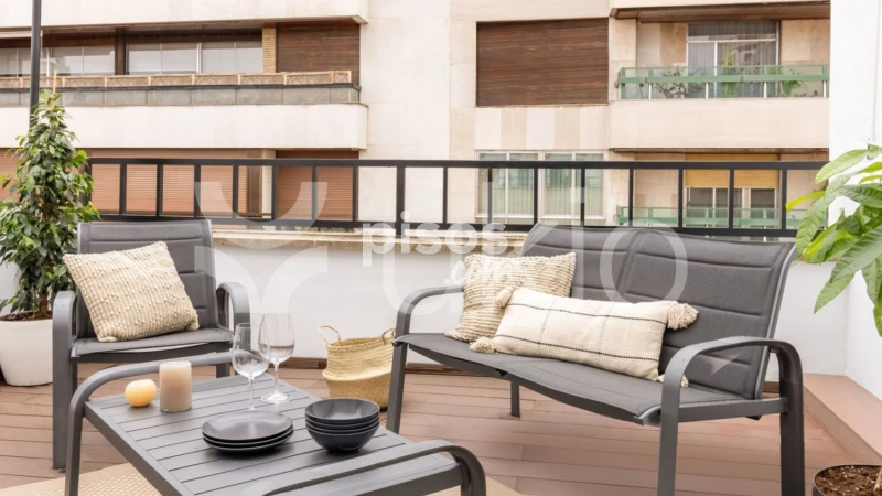 Ático en alquiler en Calle de Zurbano, cerca de Calle de José Abascal