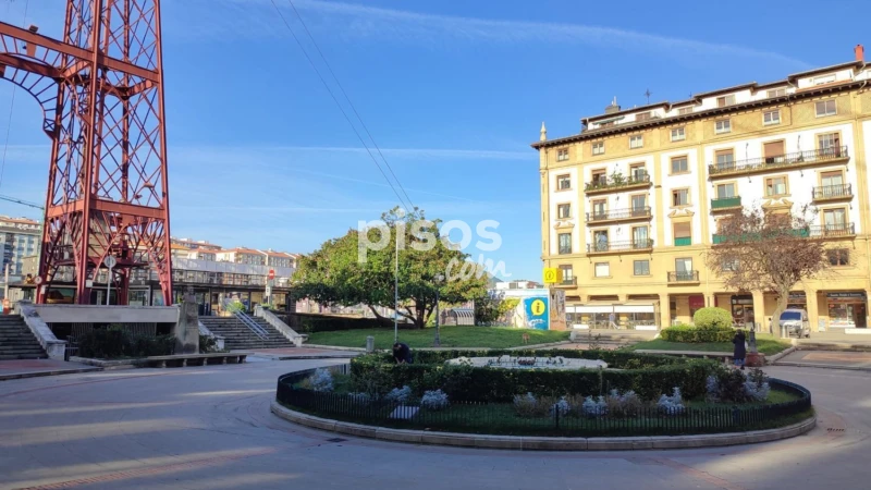 Piso en venta en Plaza Puente, Alde Zaharra-Portu (Portugalete) de 950.000 €
