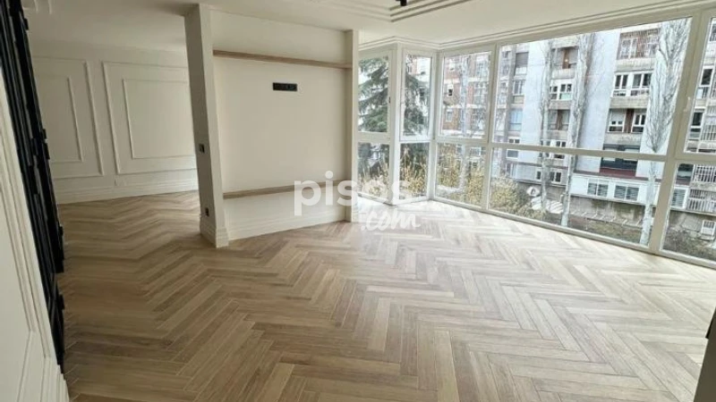 Piso en alquiler en Calle de Francisco Suárez