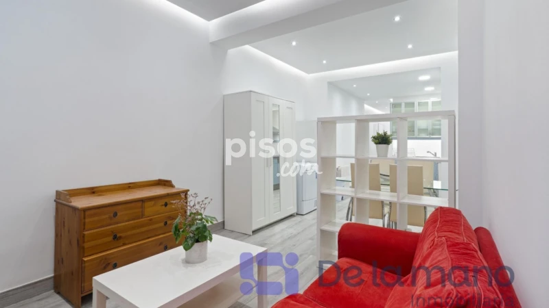 Piso en alquiler en Calle de Juan Montalvo, 12