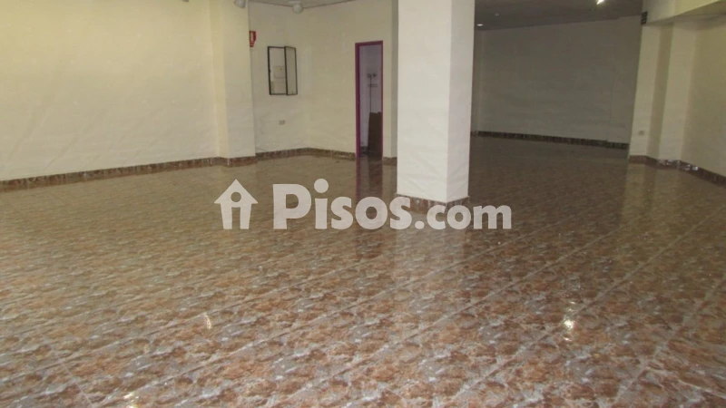 Local comercial en venta en Feria
