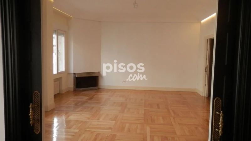 Piso en alquiler en Almagro