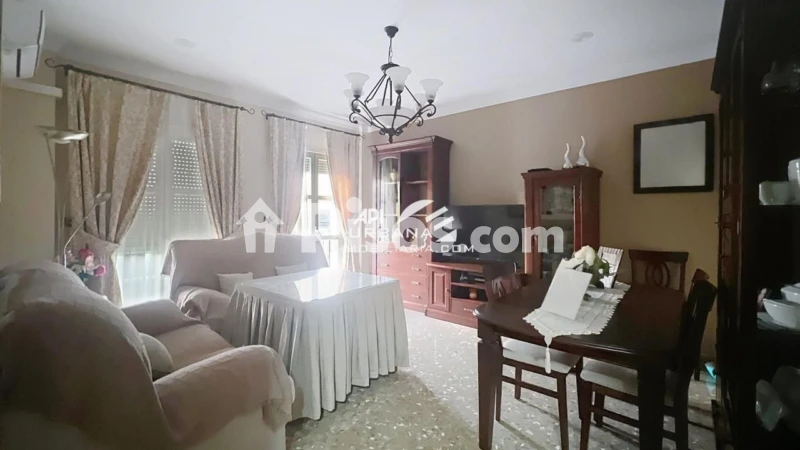 Piso en venta en Calle Málaga - Vista 3