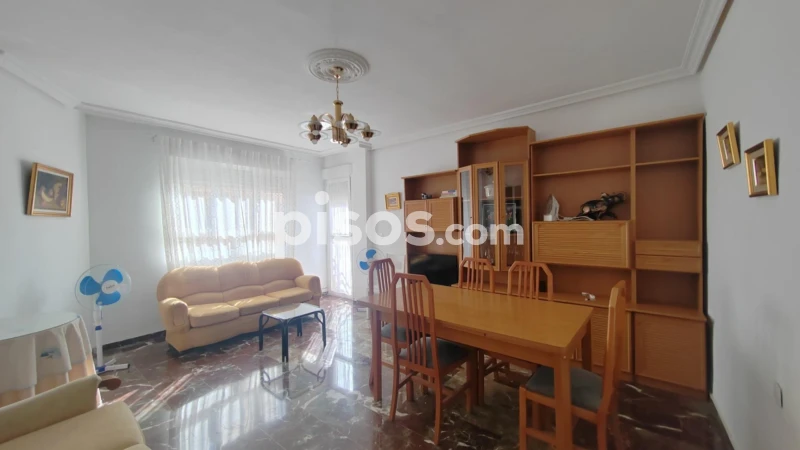 Habitación en alquiler en Centro, San Bartolomé-Calle Millán de Priego (Jaén Capital) de 250 €<span>/mes</span>