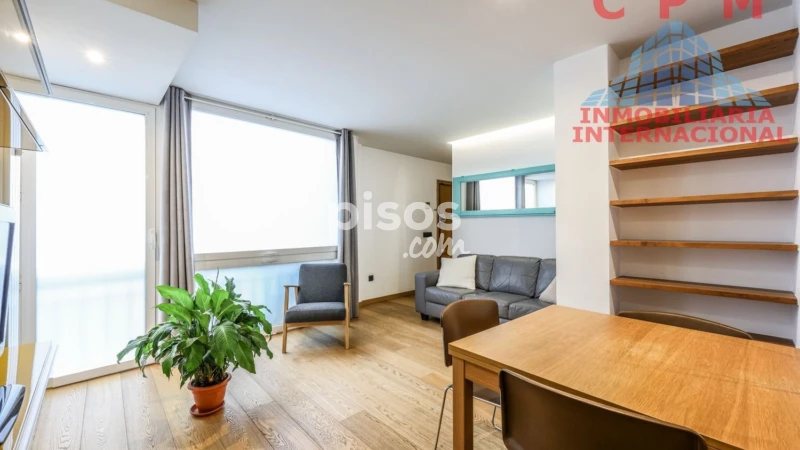 Piso en alquiler en Almagro