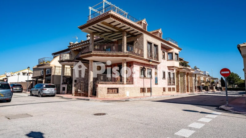 Casa – Daya Nueva