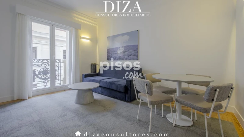 Apartamento en alquiler en Calle de Atocha, cerca de Calle de Relatores