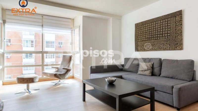 Piso en alquiler en Calle de María Tubau