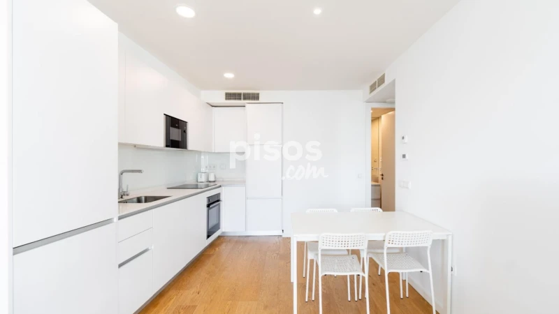 Ático en alquiler en Calle de Irún, 15