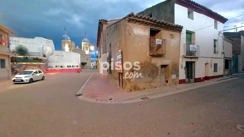 Chalet en venta en Calle Don Miguel de Cervantes, Número 7, Alcalá de Ebro de 36.000 €