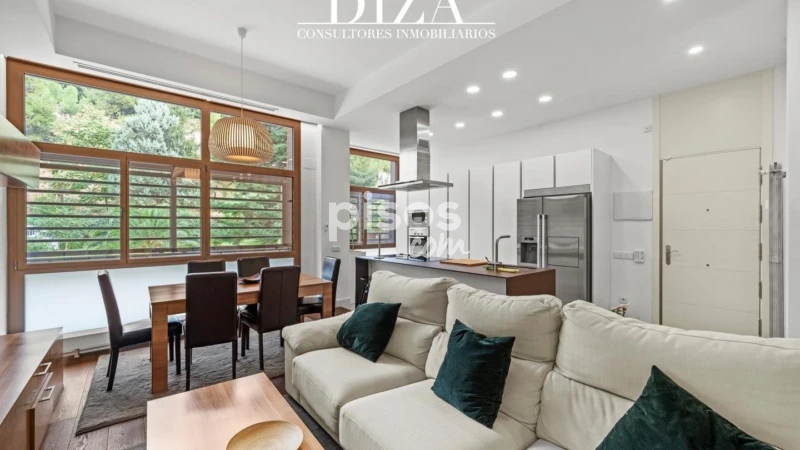 Dúplex en alquiler en Calle de Alfonso XII