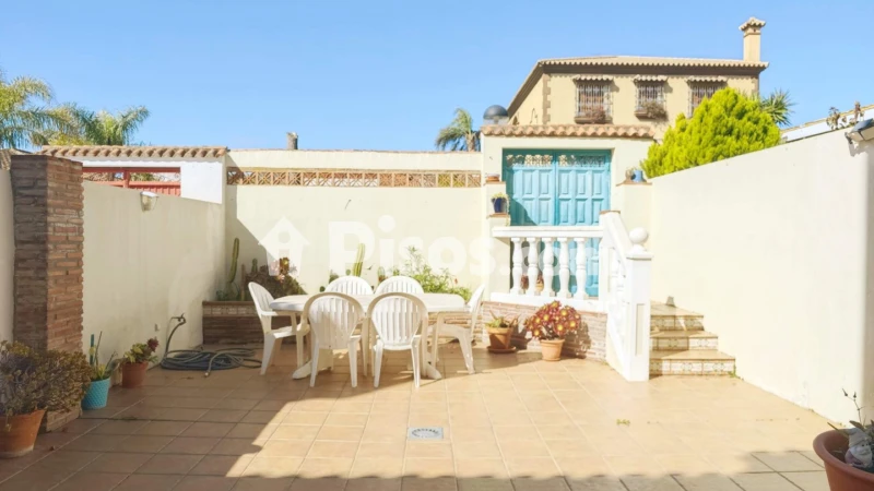 Casa adosada en venta en Calle de la Capitana, 2 - Vista 3