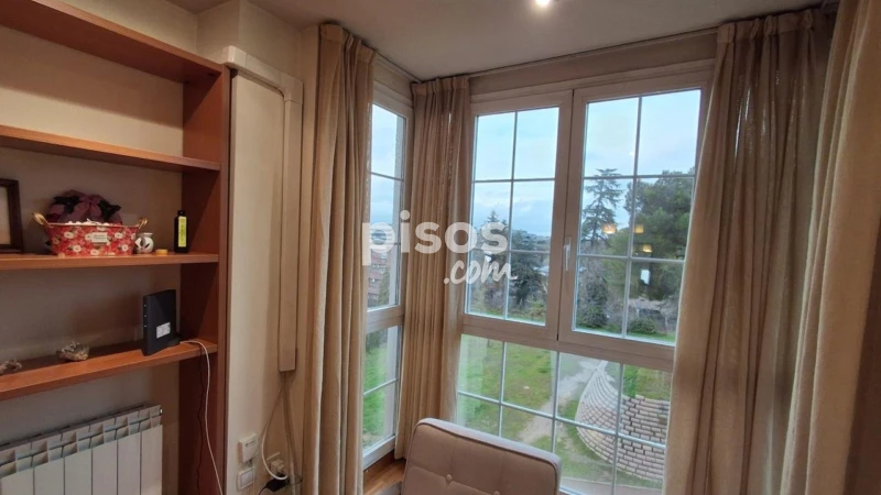 Piso en alquiler en Rejas