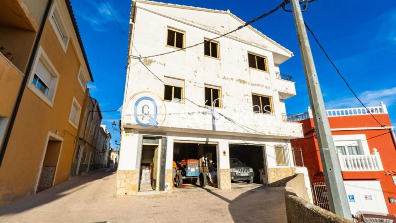 Edificio en venta en Calle de Guerreros, 19