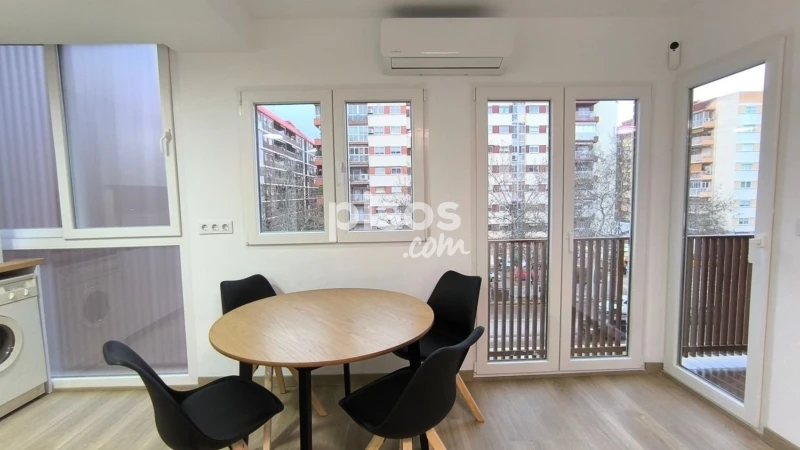 Piso en alquiler en Avinguda del General Avilés, cerca de Calle de Fórnoles, Sant Pau (Distrito Campanar. València Capital) de 1.200 €<span>/mes</span>
