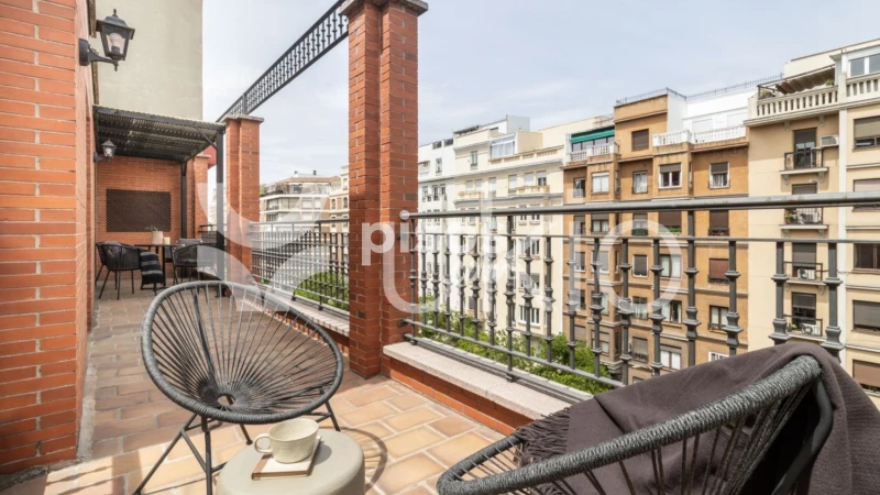 Piso en alquiler en Calle de Alcalá, cerca de Calle de Tomás López
