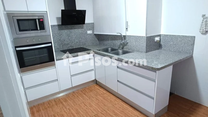 Fotografía del inmueble reportado: 925 €/mes — Valencia, Valencia
