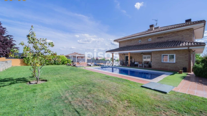 Chalet en venta en Castillo - Campodón, Castillo-Campodón (Villaviciosa de Odón) de 944.900 €
