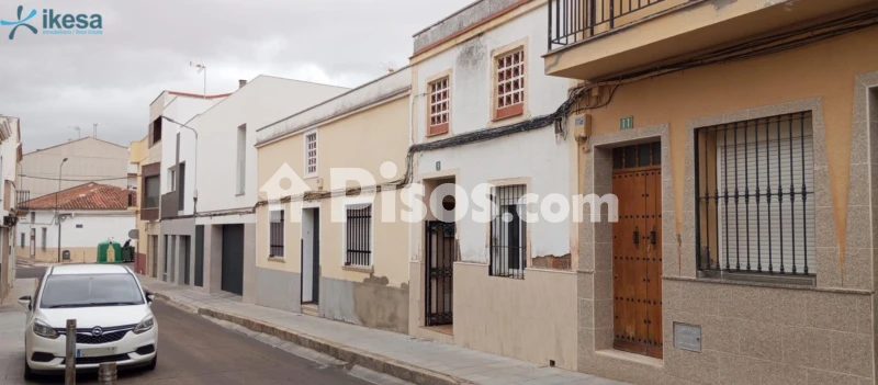 Casa adosada en venta en Centro - Vista 3