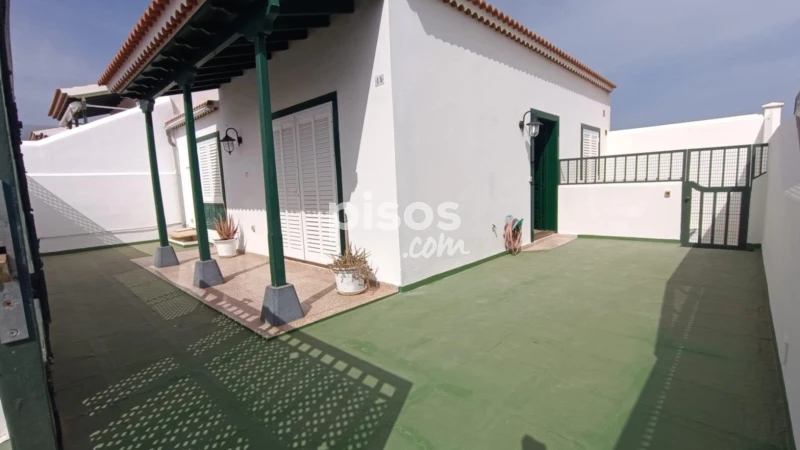 Casa adosada en alquiler en Abades, Arico El Nuevo (Arico) de 1.200 €<span>/mes</span>