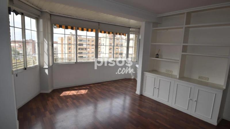 Piso en alquiler en Vallehermoso