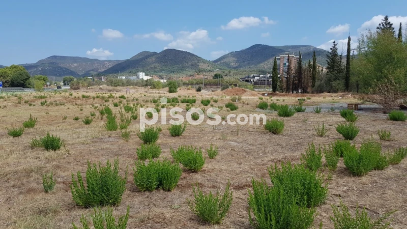 Terreno en alquiler en La Flora, Olesa de Montserrat de 2.500 €<span>/mes</span>