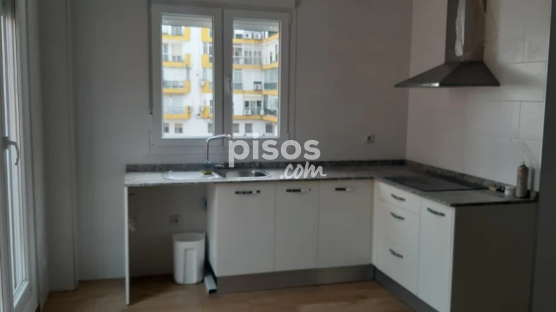 Apartamento en alquiler en Centro, Castilleja de la Cuesta de 560 €<span>/mes</span>